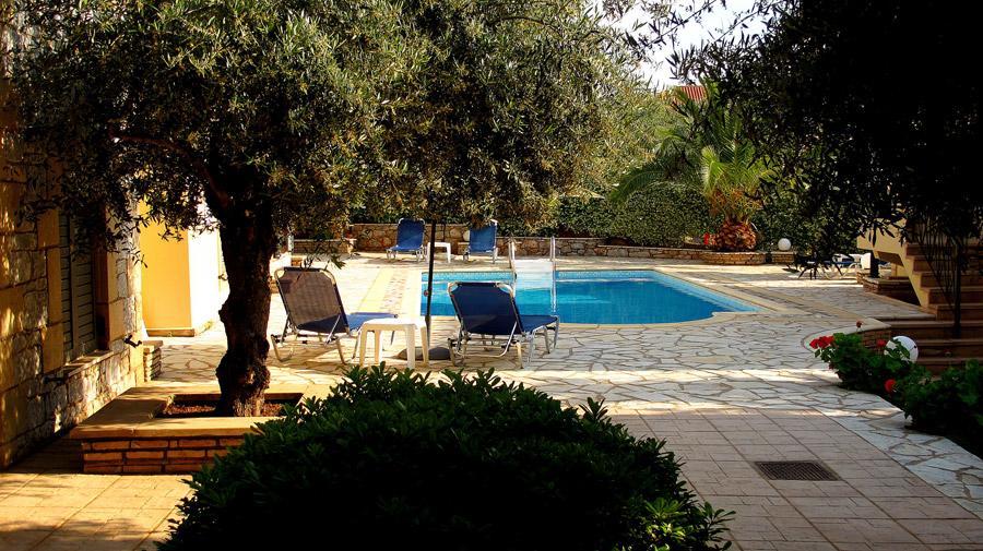 Finikes Apartments Stoupa Exterior photo