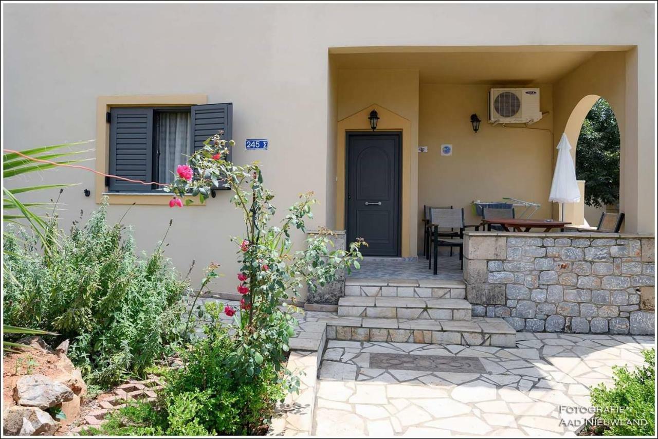 Finikes Apartments Stoupa Exterior photo
